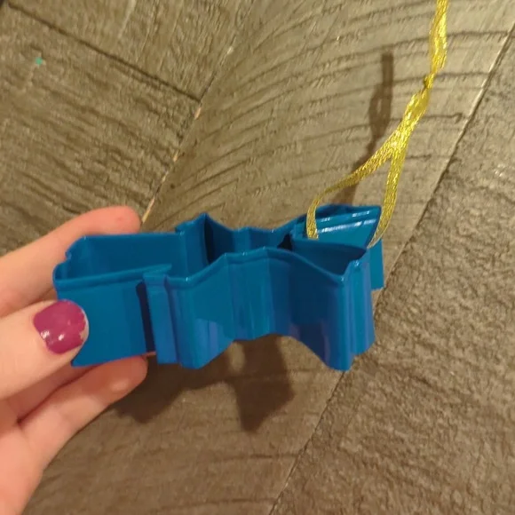 Dutch Bros Cookie Cutter ornament, NWT! - Picture 7 of 7